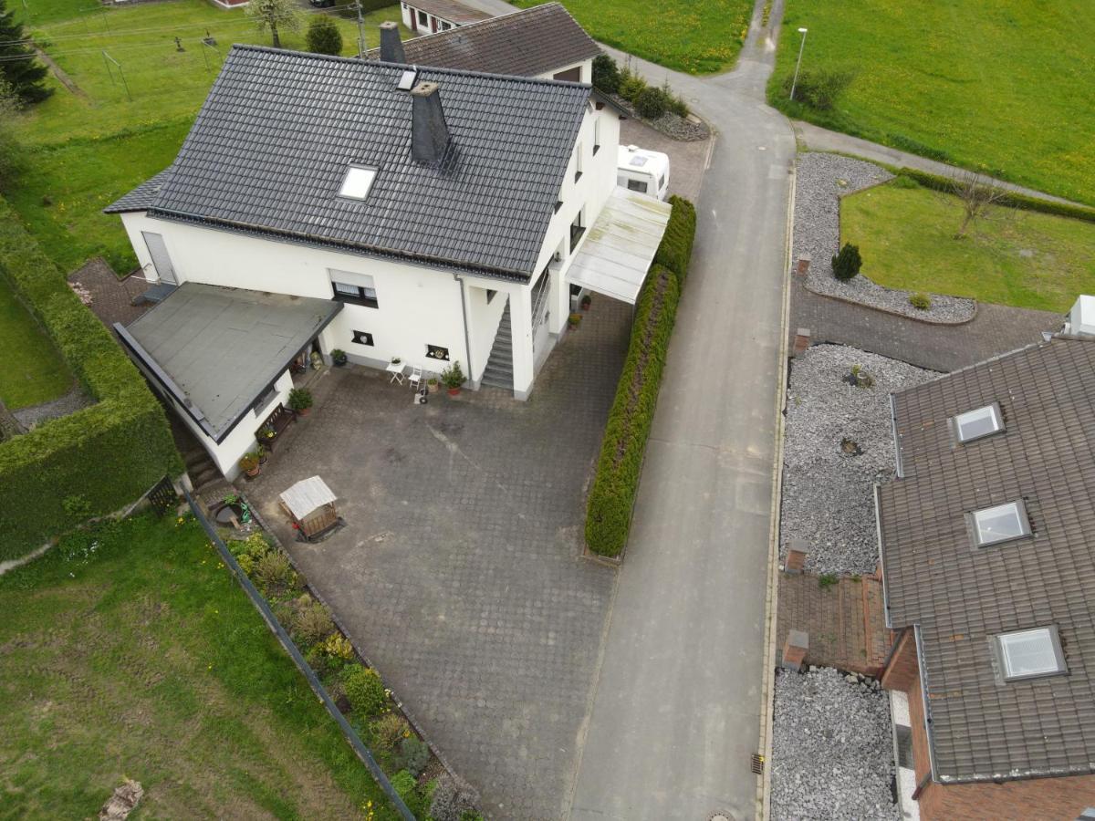 Ferienwohnung Zum Nuerburgring Munk Экстерьер фото